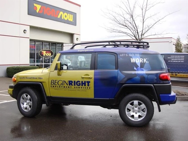 Vehicle Lettering in Blaine