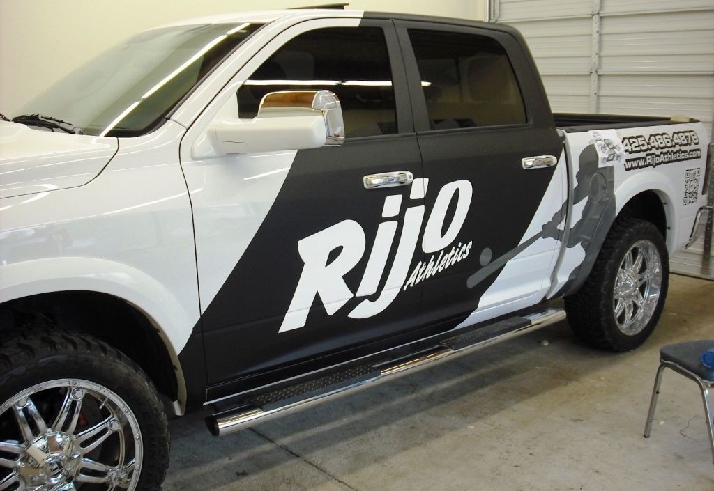 Custom Signs, Vehicle Graphics, Window & Wall Graphics, Custom Banners