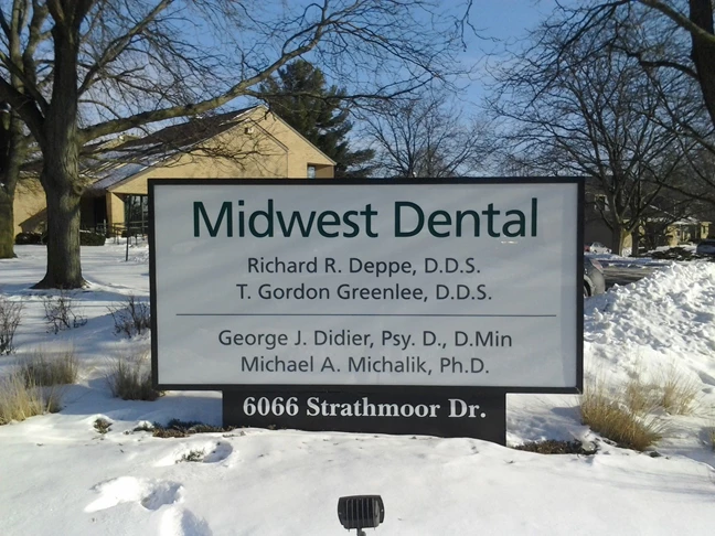 Custom Monument Signs | Monument Signs - Rockford | Healthcare Signs | Rockford, IL