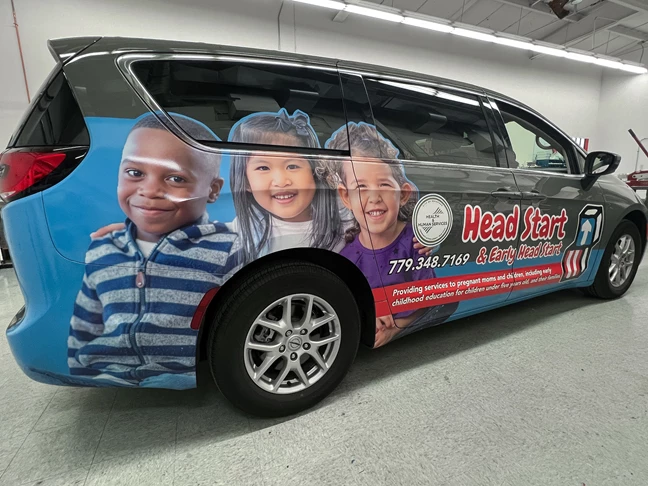 Vehicle Wraps | Nonprofit Organizations and Associations Signs | Rockford, IL | Vinyl | Head Start & Early Head Start | Vehicle Graphics |