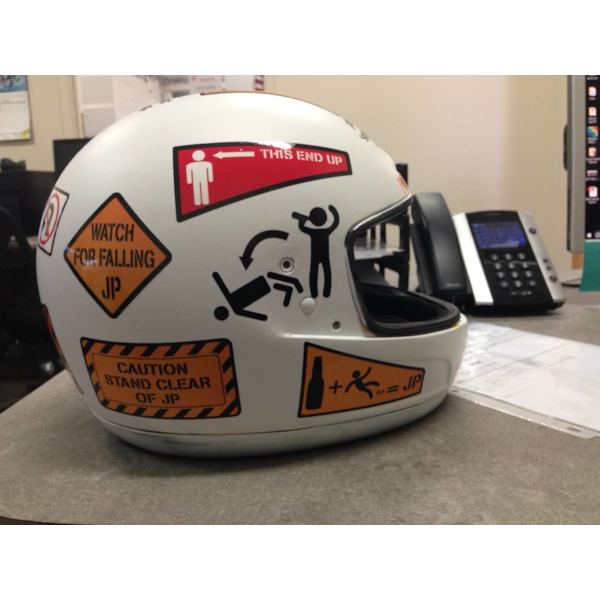 Custom Graphics & Vinyl Decals Signs Now