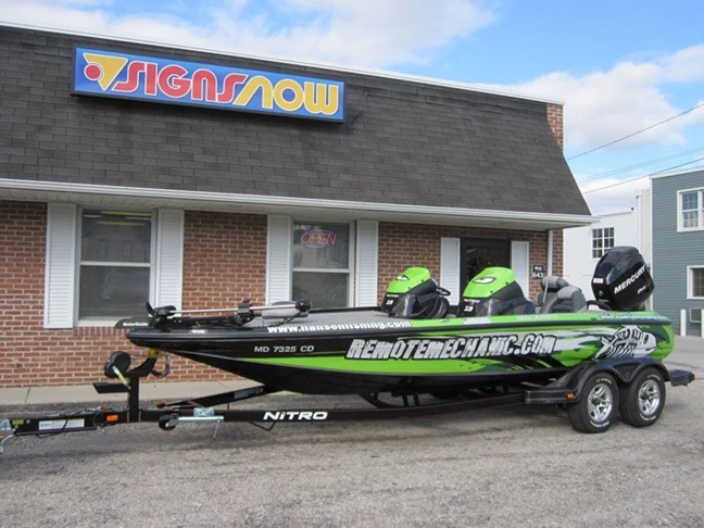 Boat Wraps in Downers Grove