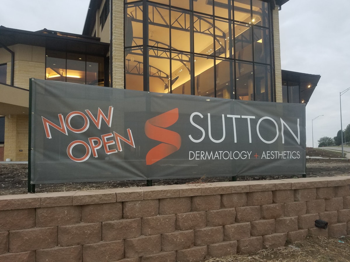 Custom Outdoor Banners Signs Now