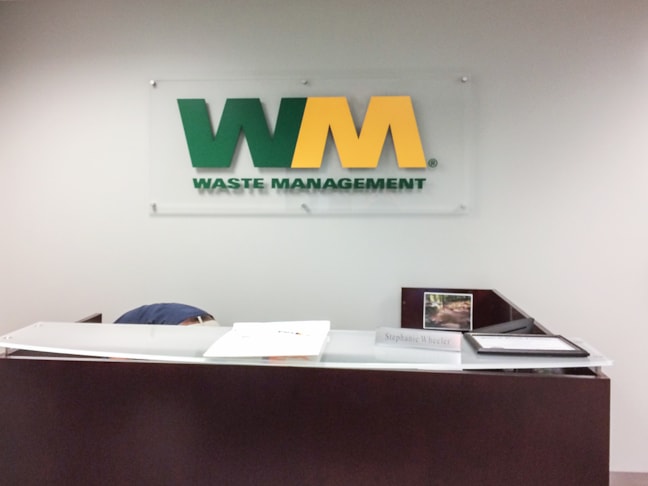 Dimensional Letters, Logos & Signs