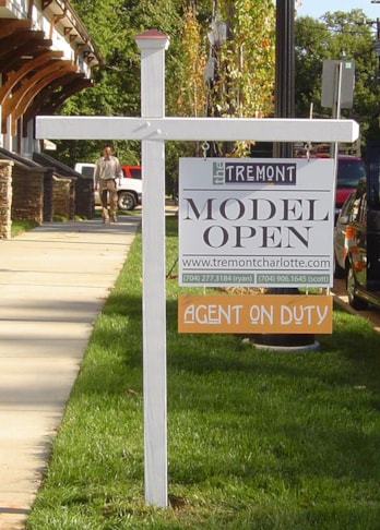 Exterior Signs & Graphics