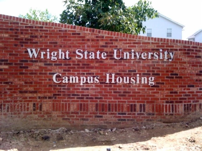 Dimensional Lettering