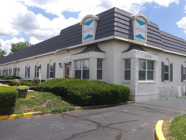 Sasser Realtors | Polymetal | Aluminum Signs | Exterior Signs | Real Estate | Beavercreek, OH