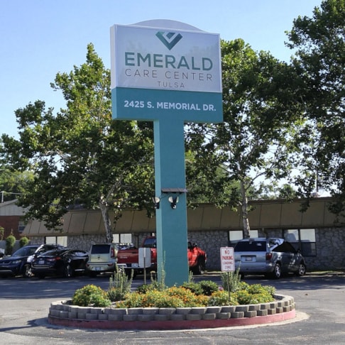 Pylon Signs | Hospital & Medical Clinic Signs