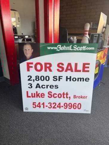 Plastic Signs & Yard Signs Plastic Signs & Yard Signs