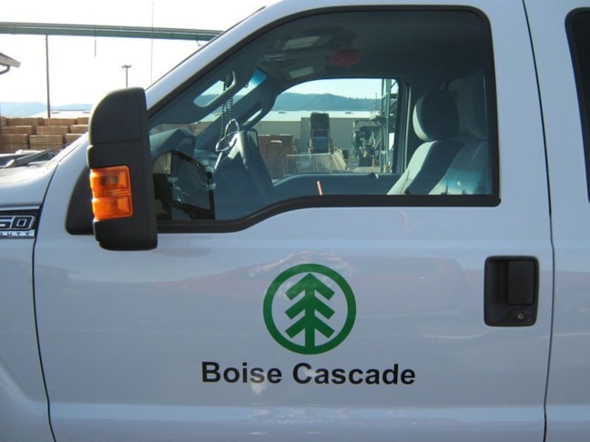 Outdoor Wall Letters & Graphics