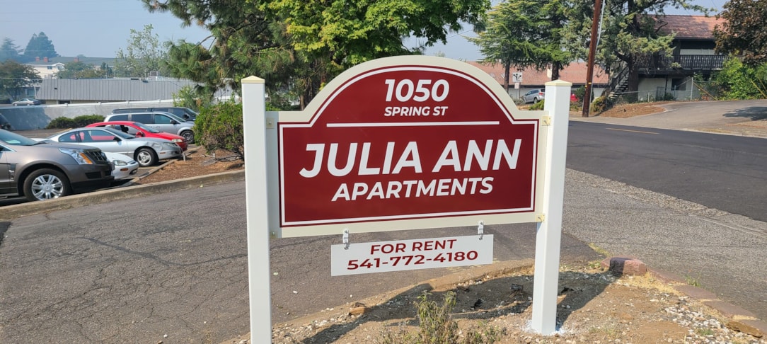 Monument Signs | Digital Print Wood Signs | Property Management | Medford, Oregon Monument Signs | Digital Print Wood Signs | Property Management | Medford, Oregon