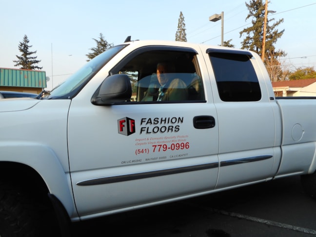 Vinyl Lettering in Medford Vinyl Lettering in Medford