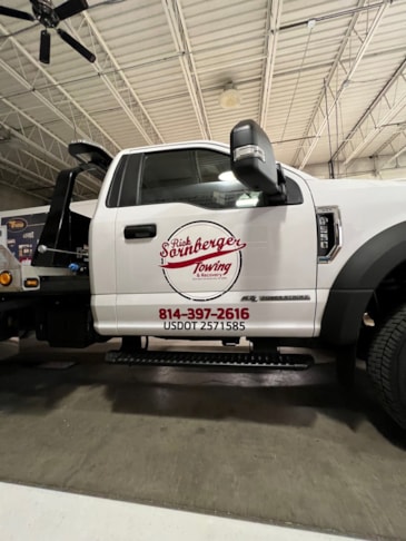 Vehicle Lettering in Erie Vehicle Lettering in Erie