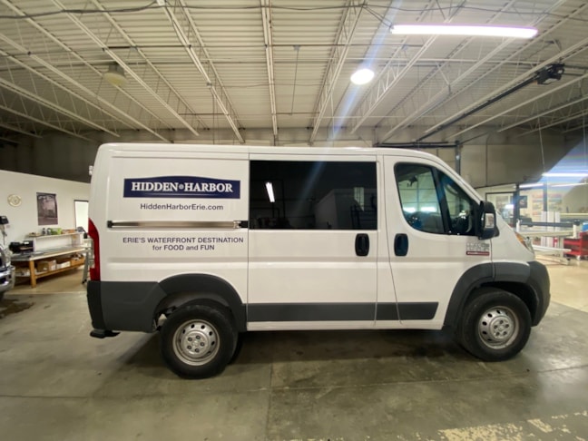 Vehicle Lettering | Hospitality & Lodging Signs | Erie, PA | Vinyl