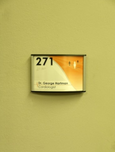 Engraved/Suite Signs