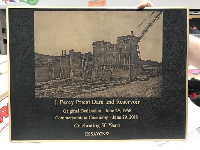 Custom Plaques & Engravings in Nashville Custom Plaques & Engravings in Nashville