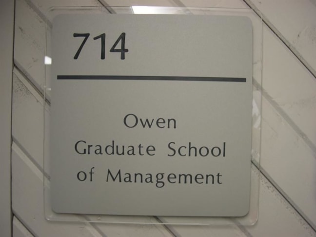 Engraved/Suite Signs