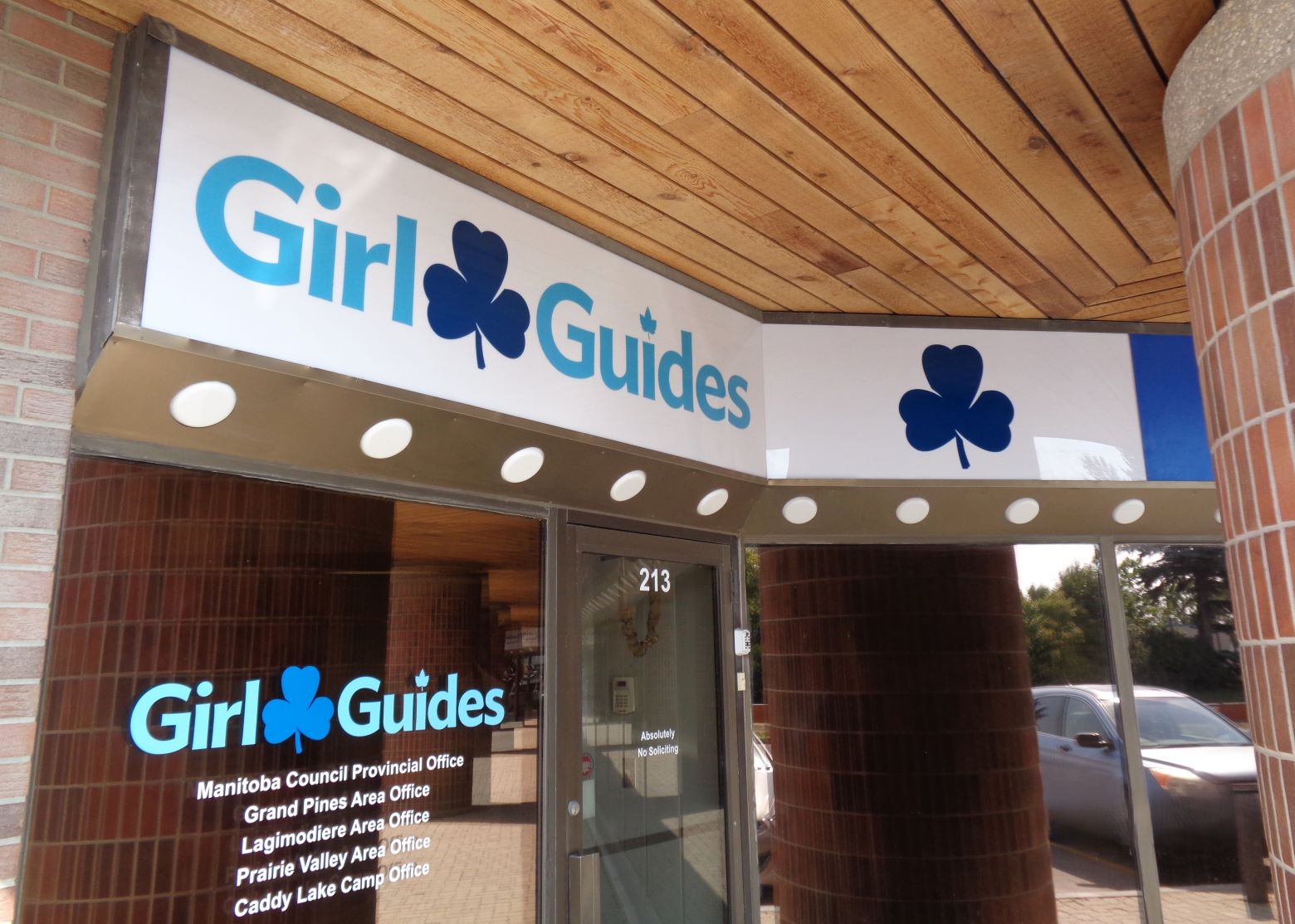 Outdoor Signs & Graphics