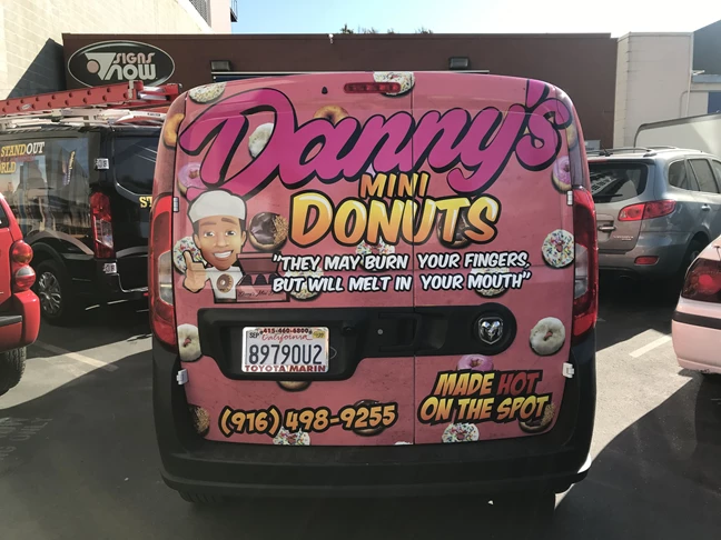 Full Vehicle Wraps | Custom Vehicle Graphics and Lettering | Restaurants, Diners, Bars & Food Truck Signs | Sacramento