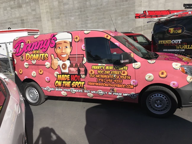 Full Vehicle Wraps | Custom Vehicle Graphics and Lettering | Restaurants, Diners, Bars & Food Truck Signs | Sacramento