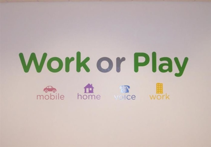 Wall Logos & Graphics