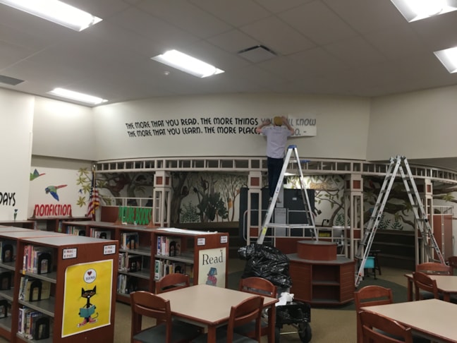 Wall Murals & Graphics