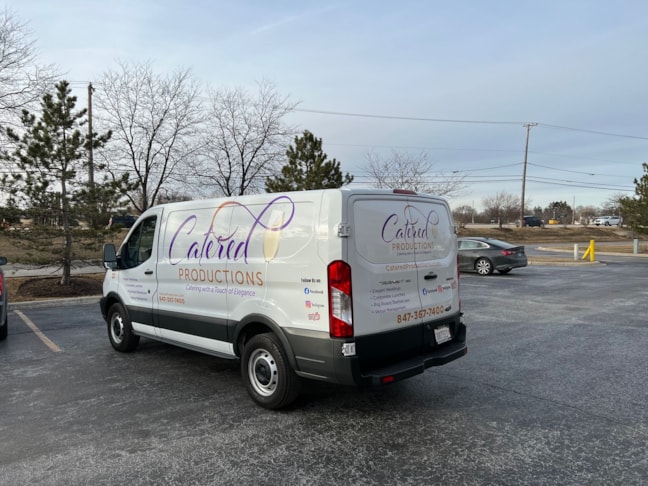 Vehicle Lettering in Mundelein