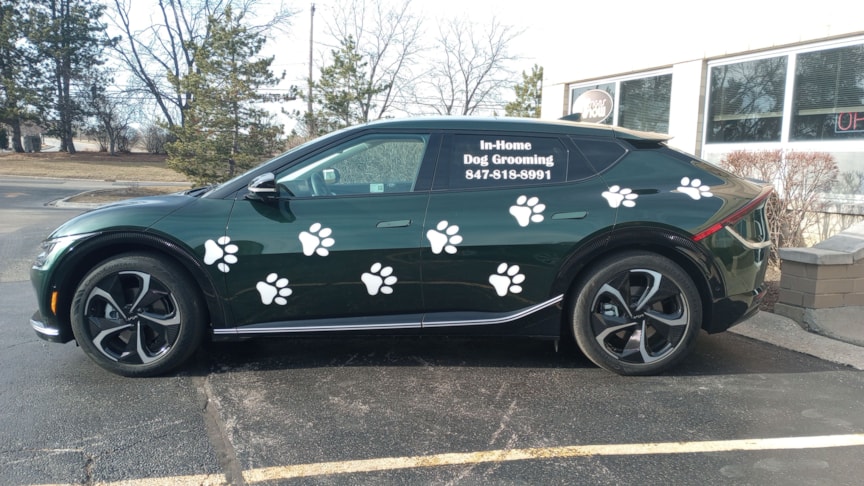Vehicle Lettering in Mundelein