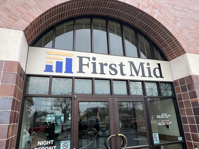 3D Signs & Dimensional Logos | Banking & Financial Institution Signs | Belvidere, IL | PVC | Business Signage | Outdoor Signage | Blackhawk Bank | First Mid Bank