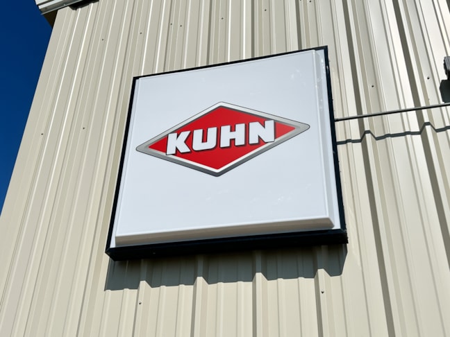 Electric Signs in Rockford Electric Signs in Rockford