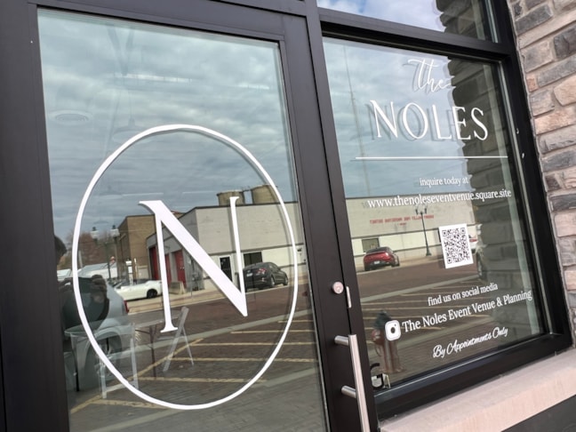 Vinyl Lettering in Rockford