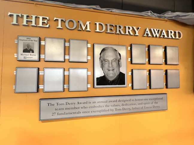 Custom Sign Printing | Manufacturing Signs | Rockford, IL | PVC | Tom Derry | Header Die and Tool | Custom Plaque Custom Sign Printing | Manufacturing Signs | Rockford, IL | PVC | Tom Derry | Header Die and Tool | Custom Plaque