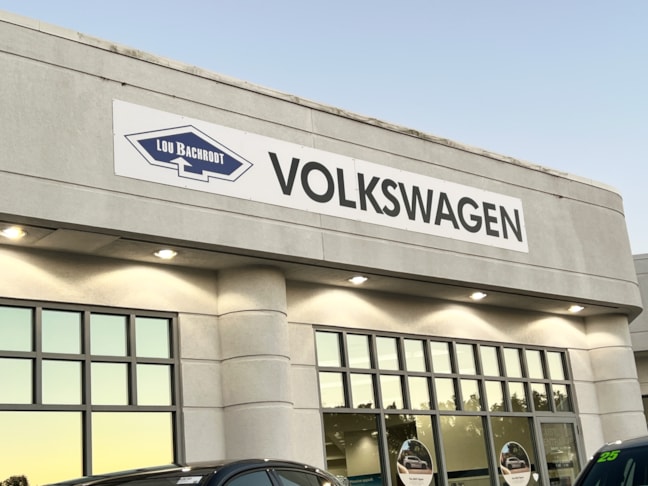 Custom Sign Printing | Auto Dealerships & Repair Signs | Cherry Valley, IL | Aluminum | Lou Bachrodt Auto Mall | Rockford Signs 