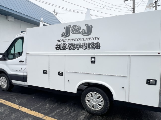 Vehicle Lettering in Rockford