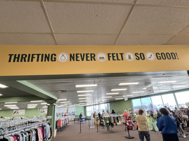 Wall Murals & Graphics