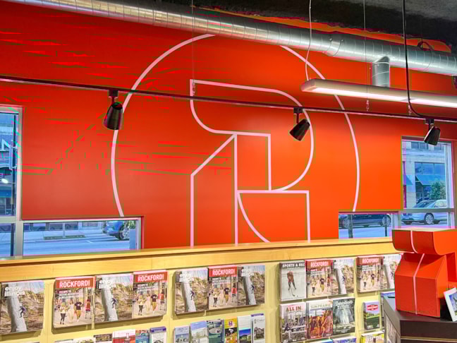 Wall Murals & Graphics