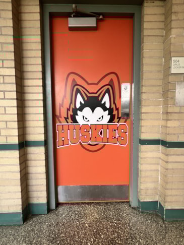 Wall Murals & Graphics