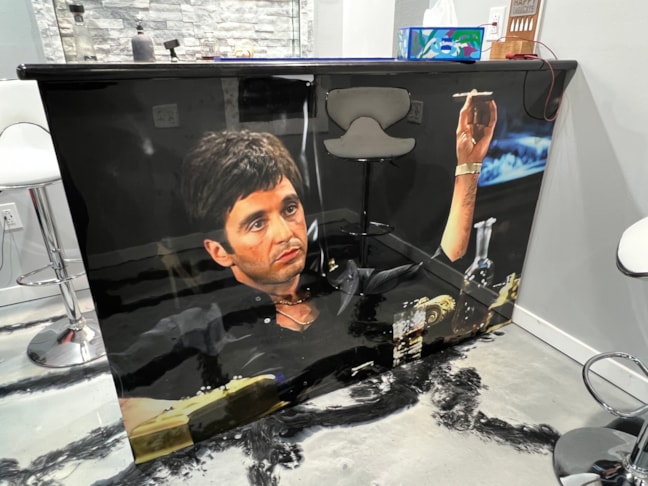 Wall Murals & Graphics