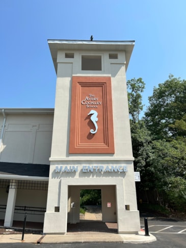 Outdoor Wall Letters & Graphics | Schools, Colleges & Universities Signs | Downers Grove, IL | Aluminum