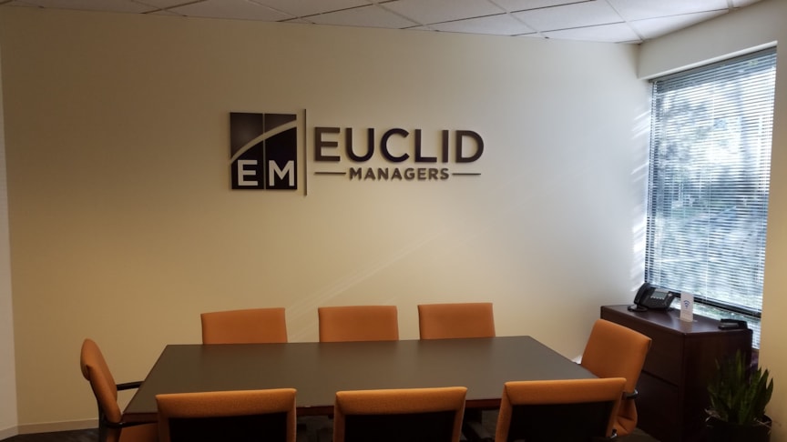 Corporate Signs in Downers Grove