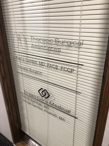 Vinyl Lettering in Downers Grove