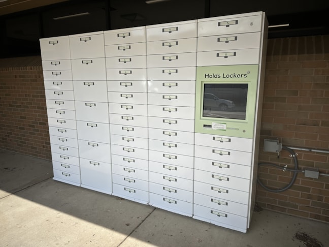 Vinyl Lettering in Downers Grove