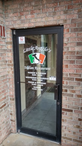 Vinyl Lettering in Evansville Vinyl Lettering in Evansville