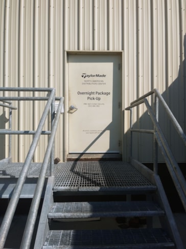 Vinyl Lettering in Evansville Vinyl Lettering in Evansville