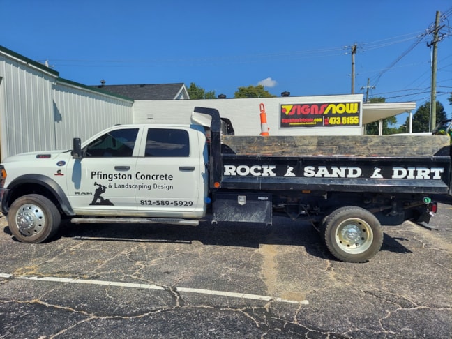 Vehicle Lettering in Evansville Vehicle Lettering in Evansville