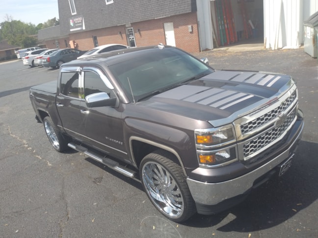 Vehicle Lettering in Evansville Vehicle Lettering in Evansville