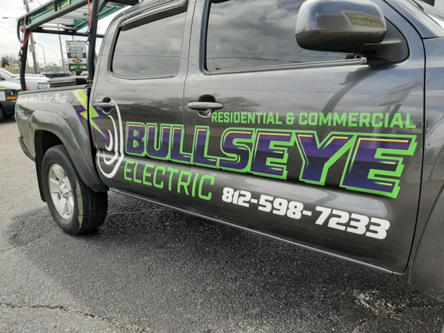 Vehicle Lettering in Evansville Vehicle Lettering in Evansville