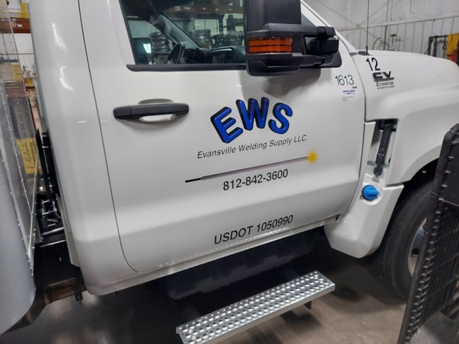 Vehicle Lettering in Evansville Vehicle Lettering in Evansville