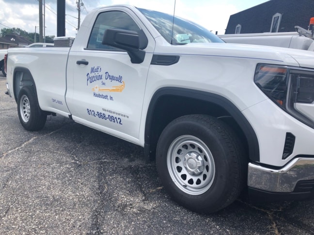 Vehicle Lettering in Evansville Vehicle Lettering in Evansville