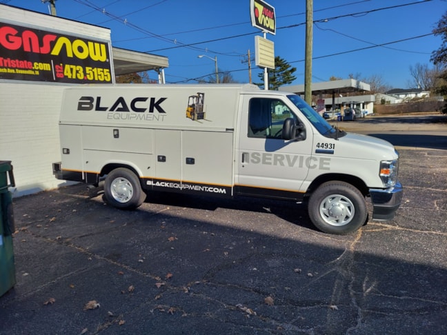 Vehicle Lettering in Evansville Vehicle Lettering in Evansville